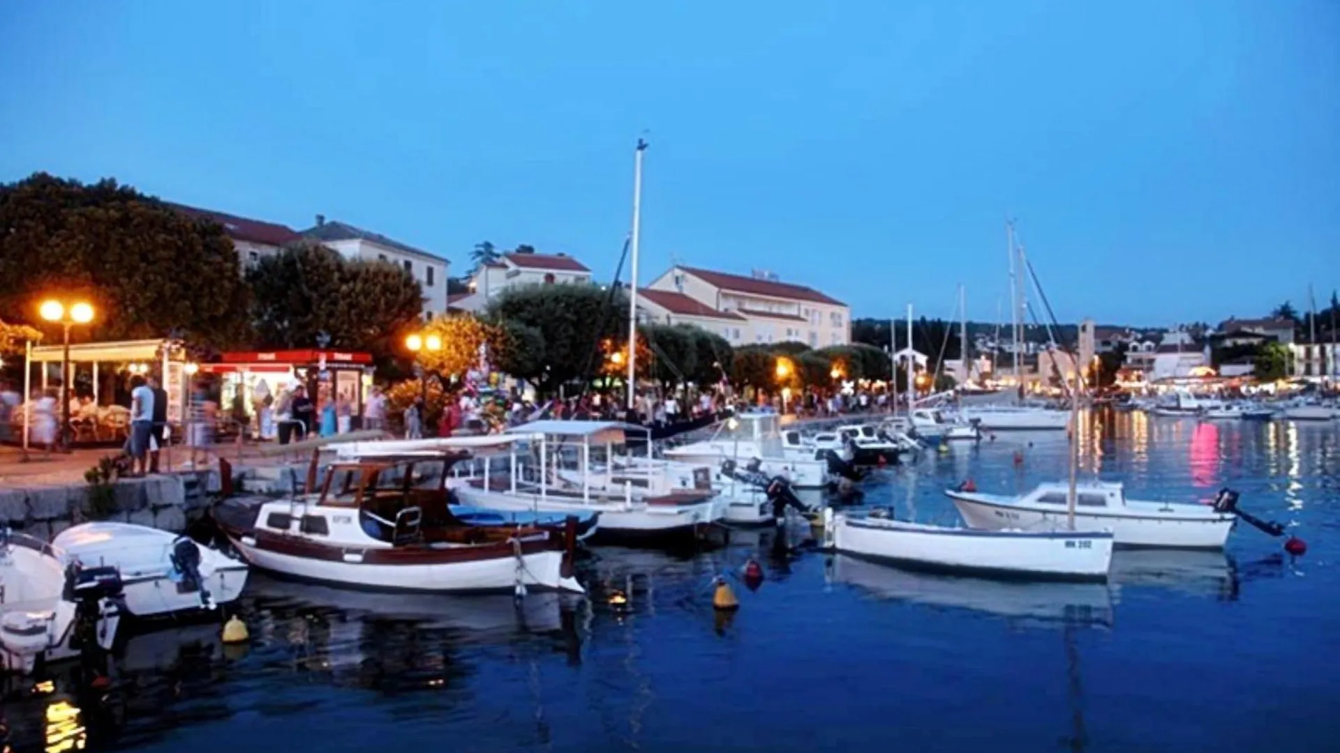 Sara Apartments Malinska 0*,  Croatia
